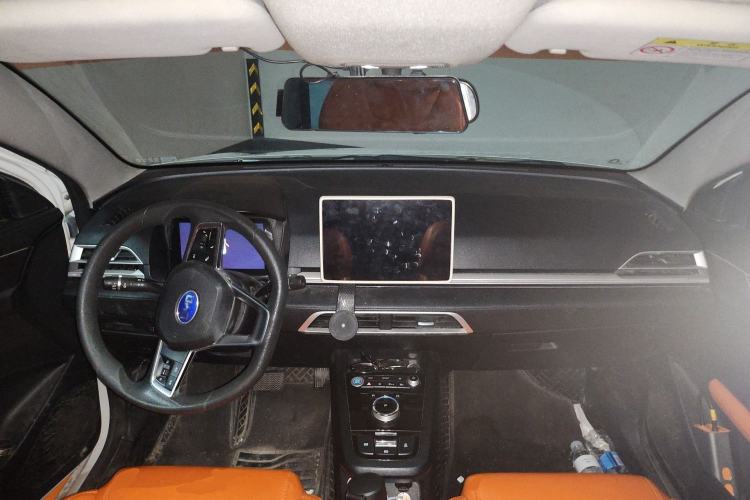 Used BYD e2 2021 Comfort Model Center Console