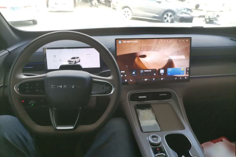 Used Chery Tiggo 8 PLUS 2025 290TGDI DCT Prestige 7-Seater
