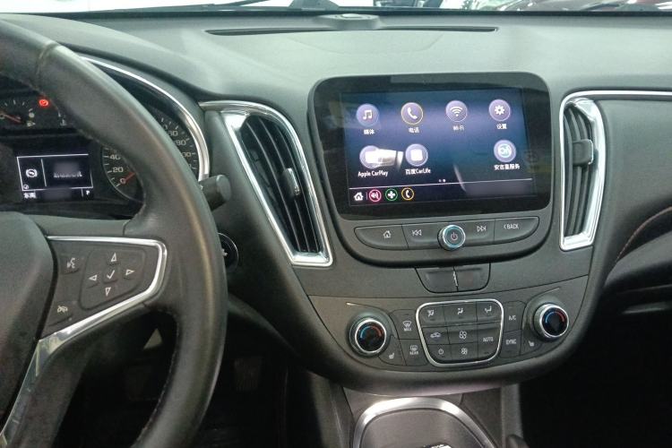 Used Chevrolet Malibu XL 2020 Redline 550T Automatic Sport Edition Center Console