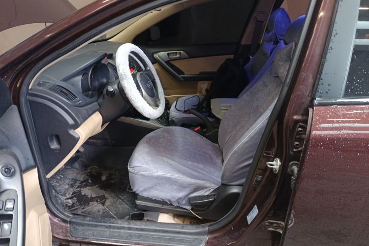 Used Kia Forte 2009 1.6L MT GL Left Front Seat