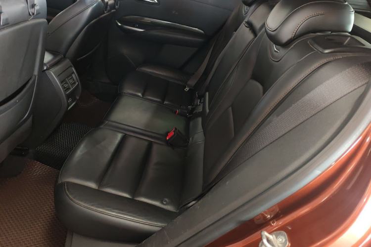 Used Cadillac XT4 2018 28T 4x4 Platinum Sport Edition
