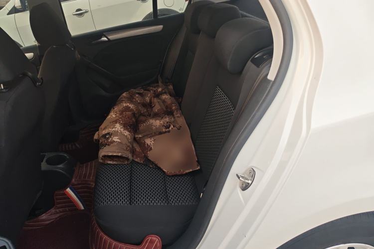 Used Volkswagen Golf 2012 1.6 Manual Fashion Edition
