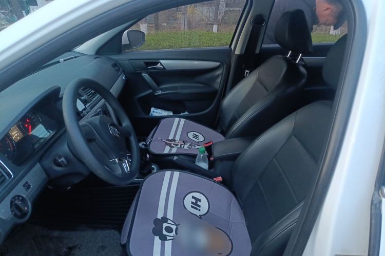 Used Volkswagen Gran Lavida 2013 1.6L Manual Comfort Model Left Front Seat