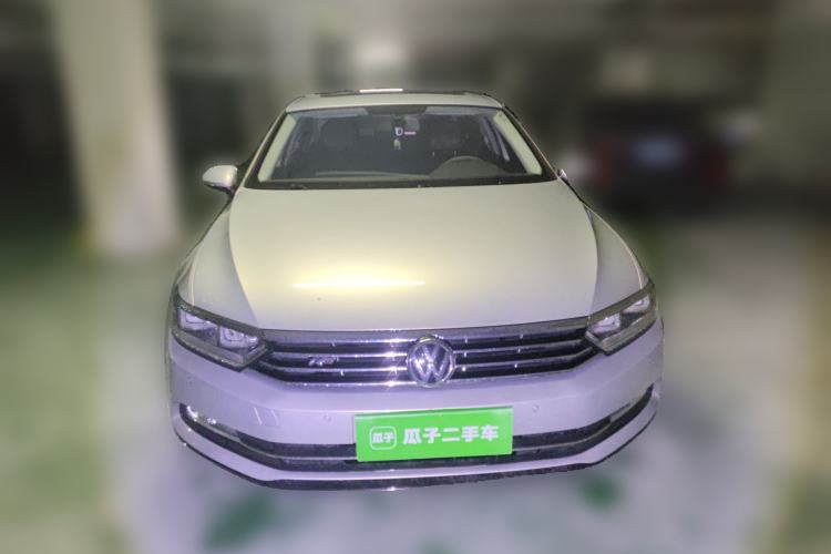 Used Volkswagen Magotan 2019 330TSI DSG Leading Edition China V Standard