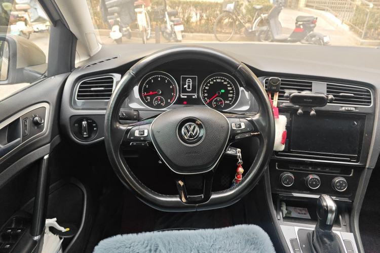 Used Volkswagen Golf 2019 280TSI DSG Comfort Version China VI Standard
