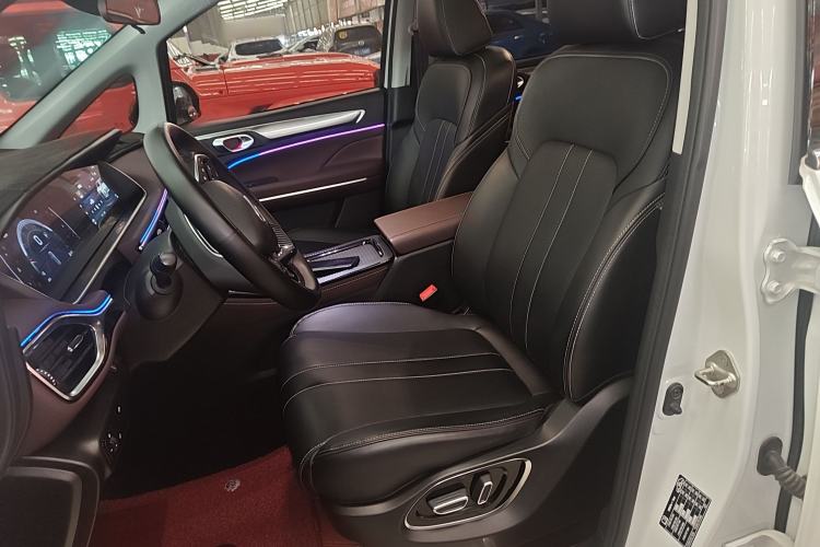 Used GAC Trumpchi M6 2023 PRO 270T DCT Luxury Edition