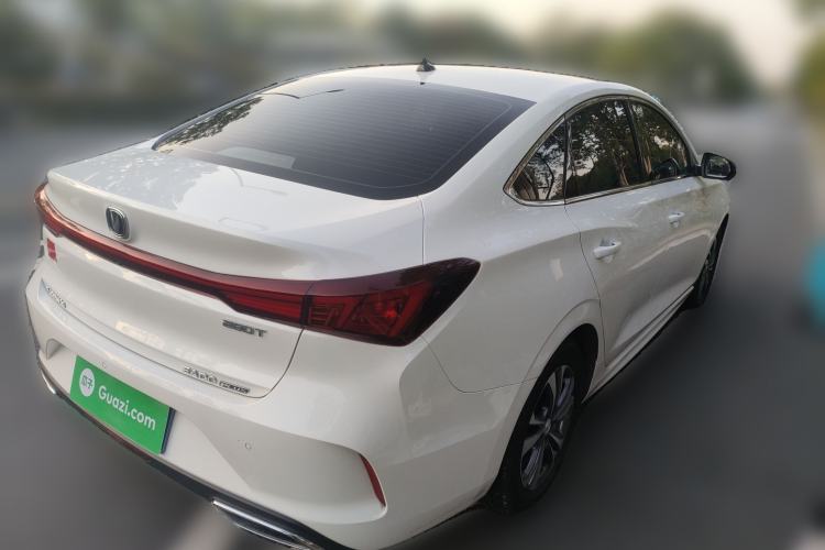 Used Changan Eado 2024 PLUS Blue Whale NE 1.4T GDI DCT High-Energy Edition
