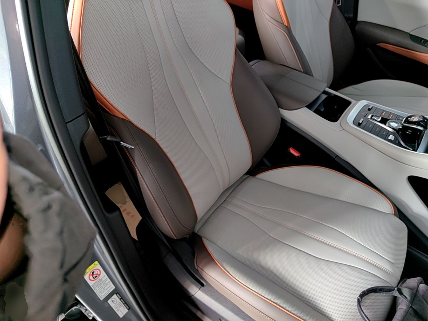 BYD Song Pro New Energy 2022 DM-i 51km Prestige Model - Executive — снимка 19