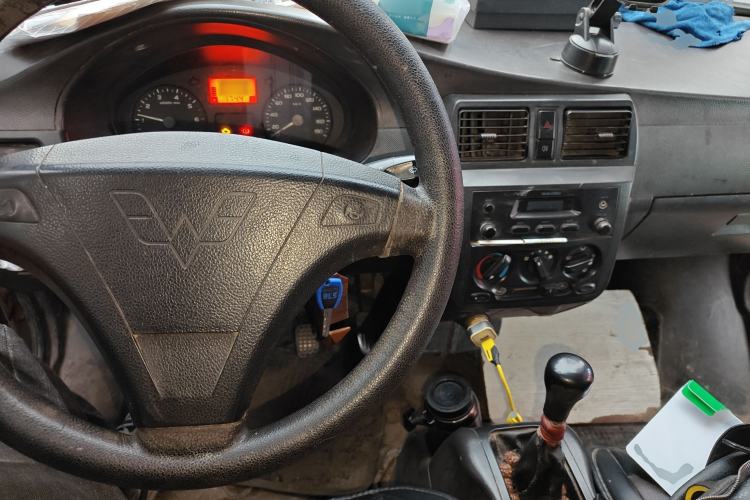 Used Wuling Rongguang 2012 1.2L Extended Basic Version LJY