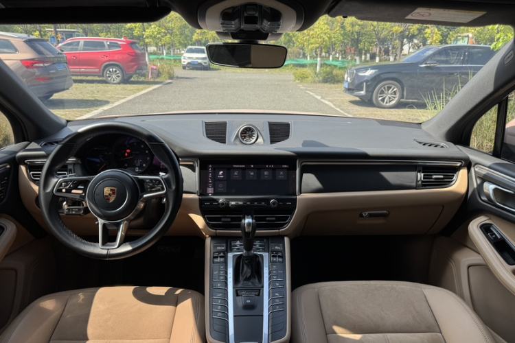 Used Porsche Macan 2018 Macan 2.0T
