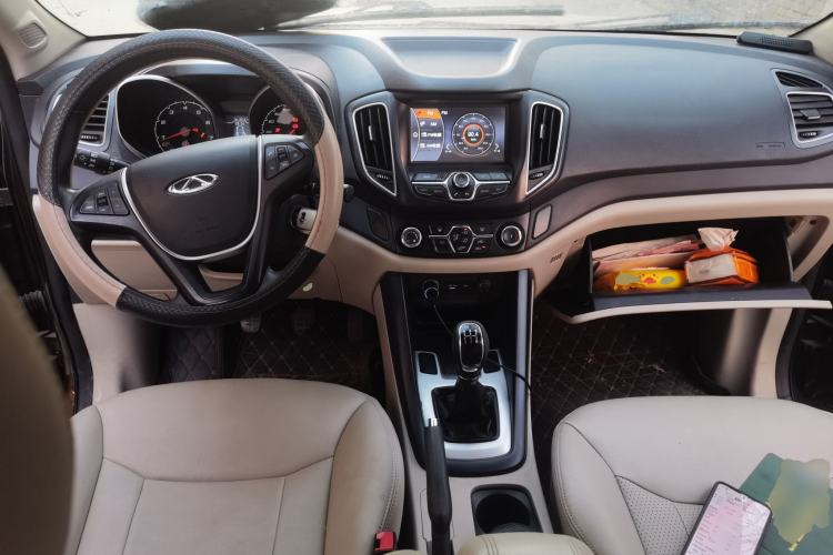 Used Chery Tiggo 5 2014 2.0L Manual Jia Yue Edition Center Console