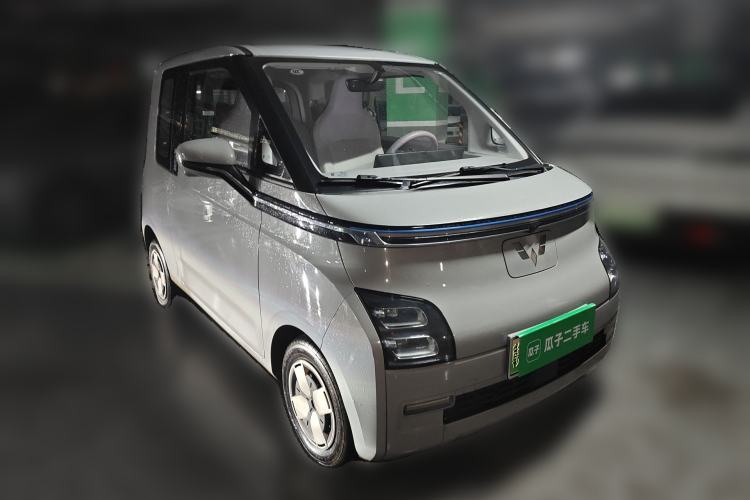 Used Wuling Air ev 2023 - Four Seats - Advanced Edition Front Right 45 Deg