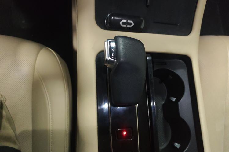 Used Hima AITO M7 2022 1.5T Rear-Drive Comfort Edition Gear Lever