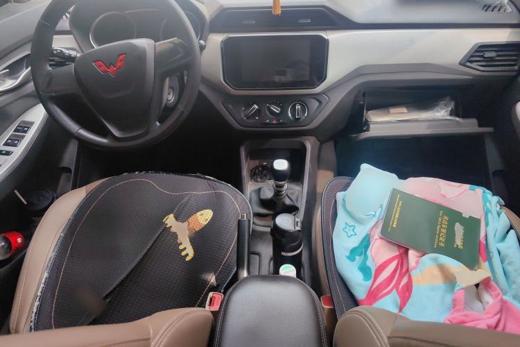 Used Wuling Hongguang 2021 1.5L Facelift S Comfort Version Hydraulic Power Steering LAR Center Console