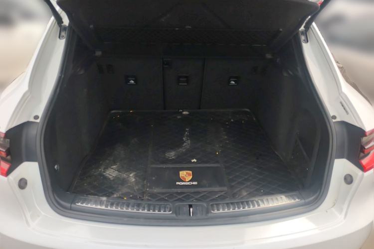 Used Porsche Macan 2017 Macan 2.0T Trunk