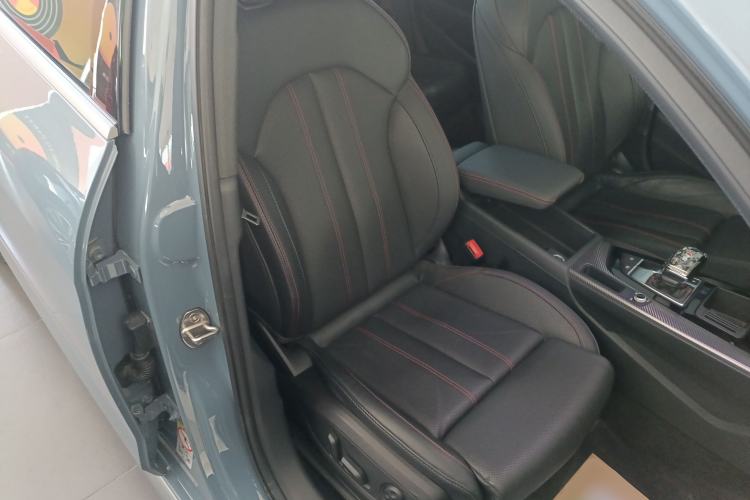 Used Audi A4L 2022 40 TFSI quattro RS Performance Package
