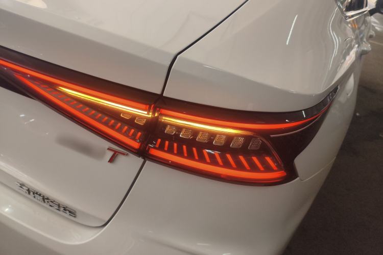 Used Chery Arrizo 8 2022 1.6T DCT Elite Right Rear Taillight