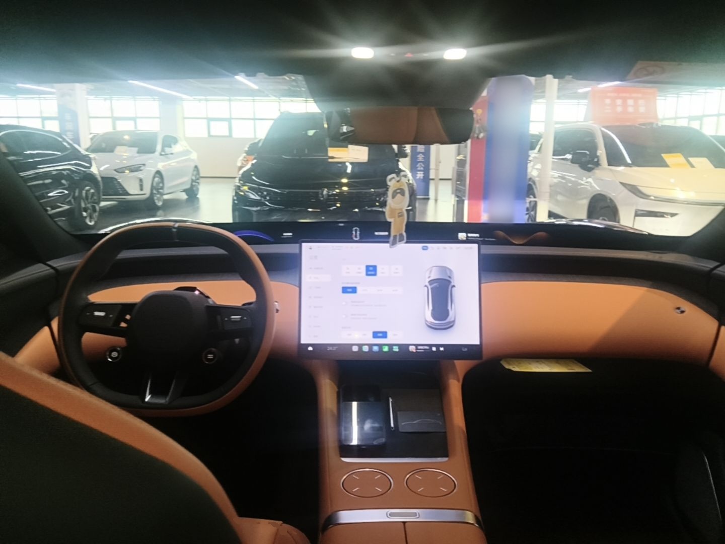 Xiaomi Auto YU7 2025 Ultra-Long Range All-Wheel Drive Pro Version — снимка 12