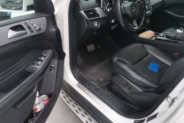 Used Mercedes-Benz GLE Coupe 2018 GLE 400 4MATIC Coupe SUV Driver Seat