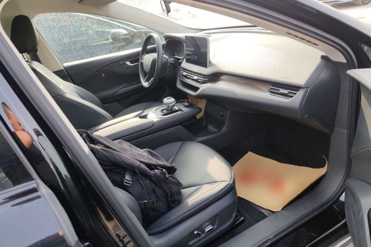 Used Hongqi E-QM5 2021 Charging Version Flagship Edition Right Front Seat