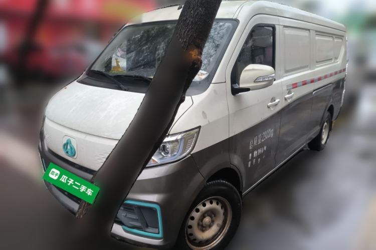 Used CHANGAN KUAYUE Xing V7 EV 2022 High-End Model with 240 km