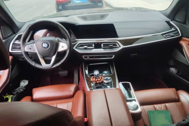 Used BMW X7 