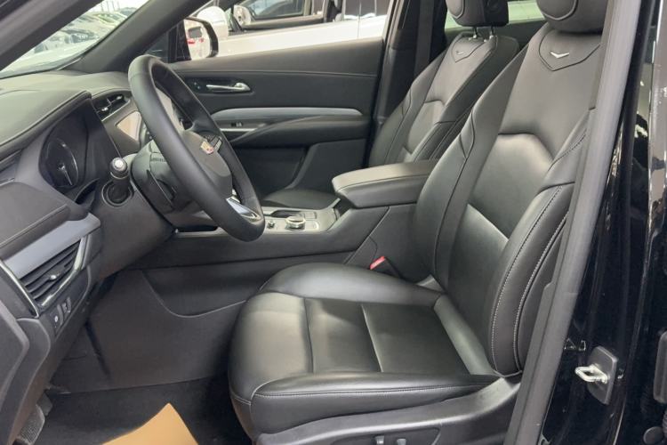 Used Cadillac XT4 2021 28T Two-Wheel Drive Luxury Version
