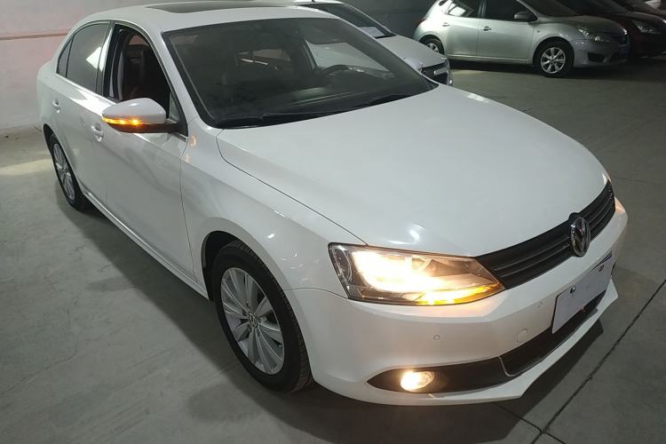 Used Volkswagen Sagitar 2014 Revised Version 1.4TSI Manual Luxury Edition
