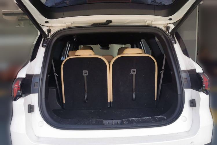 Used Geely Auto Haoyue L 2023 2.0T DCT Flagship Version
