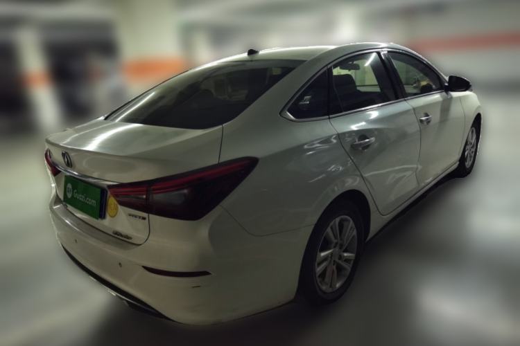 Used CHANGAN Eado 2019 High-Energy Edition 1.6L GDI Manual Pioneer Model China VI Standard
