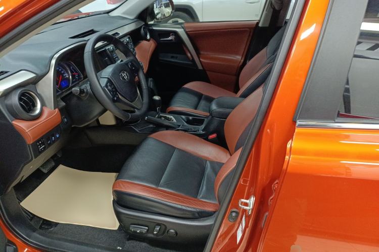 Used Toyota RAV4 2013 2.5L Automatic 4x4 Prestige Edition