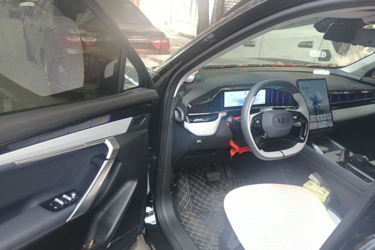 Used Geely Auto FX11 2024 1.5TD DCT Prestige Edition