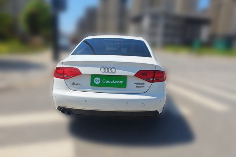 Used Audi A4L 2012 2.0 TFSI automatic standard version Rear