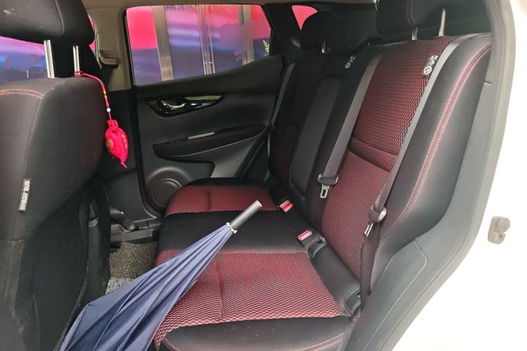 Used Nissan Qashqai 2017 2.0L CVT Elite Edition China V Standard Left Rear Seat