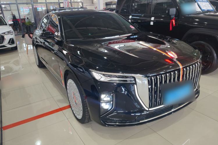 Used Hongqi H9 2025 Model Facelifted 2.0T Two-Wheel Drive Flag-Style Luxury Business Edition, 5 Seats