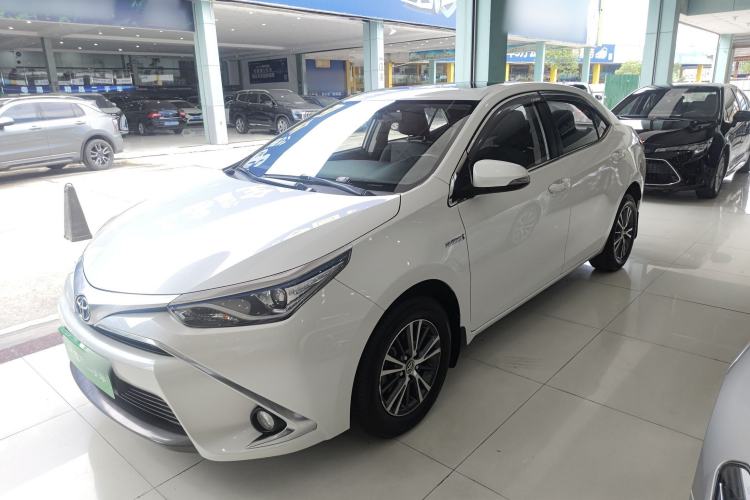 Used Toyota Levin 2016 Dual-Engine 1.8H GS E-CVT Elite Model with Sunroof