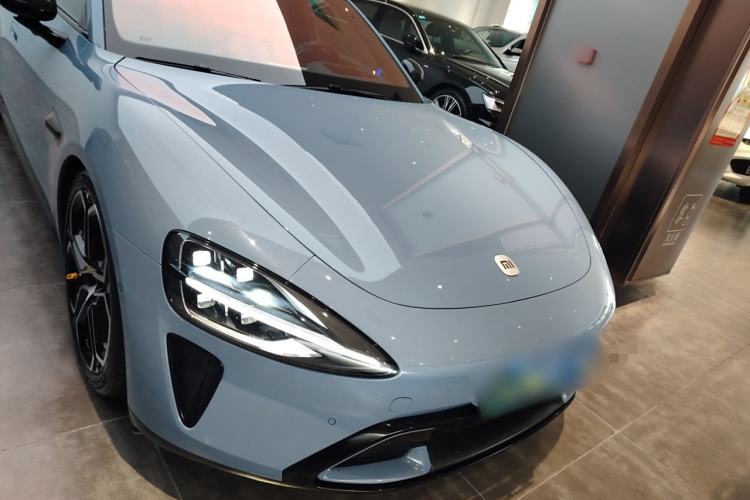 Used Xiaomi Auto SU7 2024 Four-Wheel Drive Ultra-Long Range Advanced Intelligent Driving Max Edition
