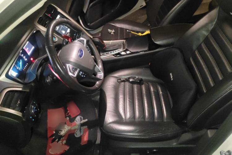 Used Ford Mondeo 2013 2.0L GTDi 200 Luxury Model Left Front Seat