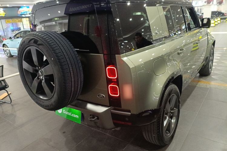 Used Land Rover Defender 2023 110 3.0T P400 X-DYNAMIC HSE
