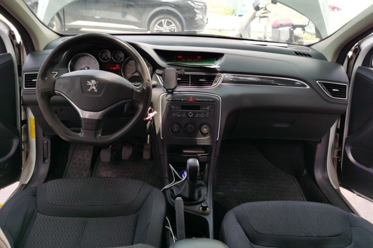 Used Peugeot 308 2014 Enjoy Edition Classic 1.6L Manual YouShang Model
