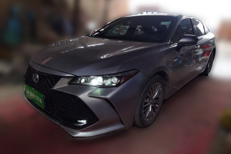 Used Toyota Avalon 2019 Dual-Engine 2.5L XLE Prestige Version China VI Standard