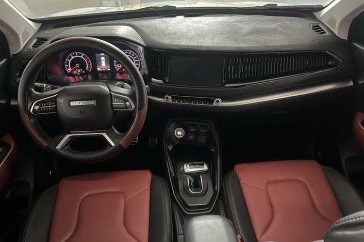 Used Haval H2s 2017 Red-Label 1.5T Dual-Clutch Luxury Model
