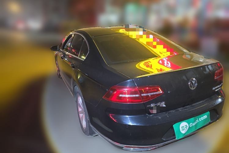 Used Volkswagen Magotan 2018 330TSI DSG Advanced Model Rear Left 45 Deg