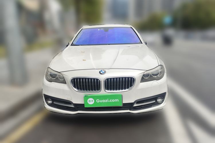 Used BMW 5 Series 2013 525Li Leading Model
