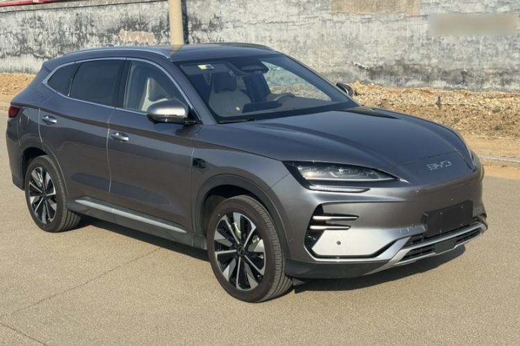 Used BYD Song PLUS New Energy 2025 EV Smart Drive Edition 605km Flagship Model
