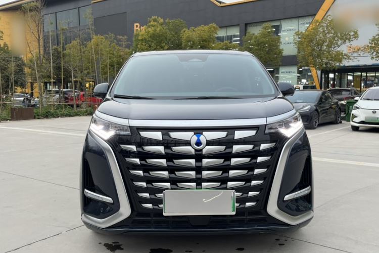 Used Denza D9 2022 DM-i 970 Four-Wheel Drive Prestige Model