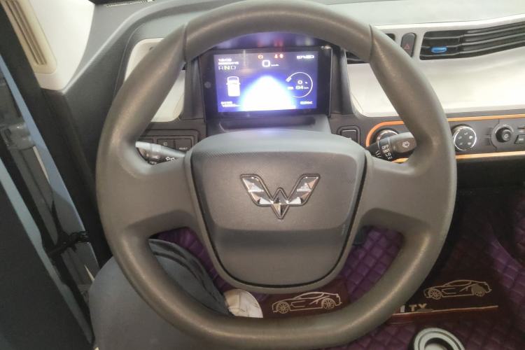 Used Wuling Hongguang MINIEV 2020 Zizai Version Lithium-NMC Steering Wheel