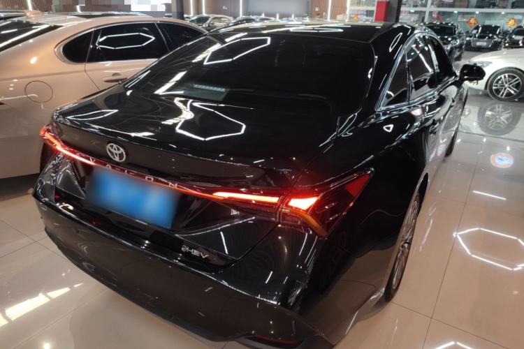 Used Toyota Avalon 2024 Dual-Motor 2.0L Luxury Edition
