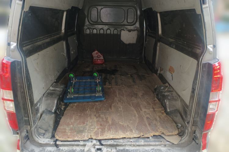 Used Jinbei New Hiace X30L 2021 1.5L Wealth Van Non-Air-Conditioned Version China VI Standard SWC15M