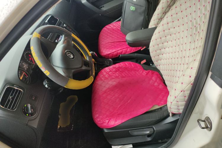 Used Volkswagen Polo 2014 1.6L Automatic Comfort Edition